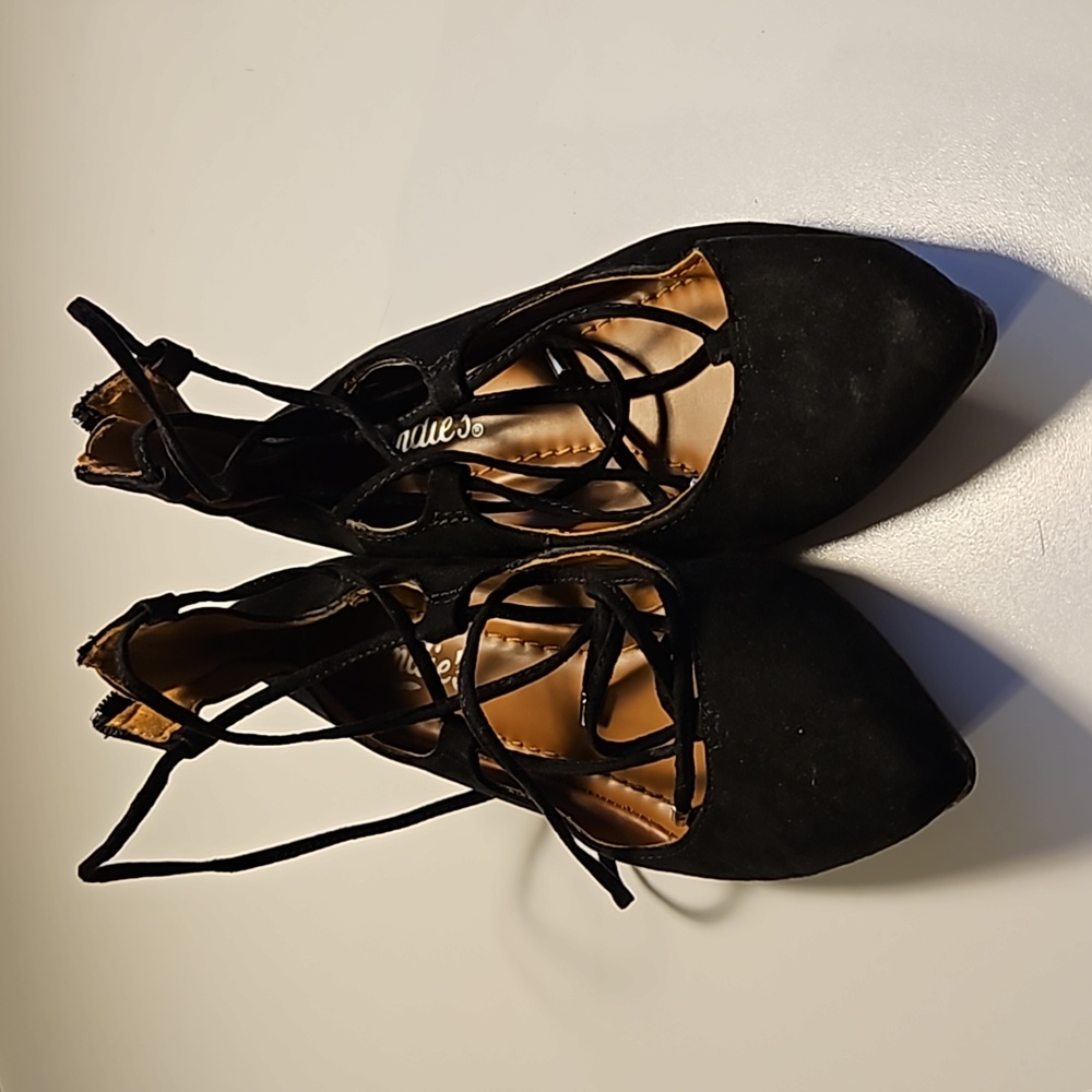 Candies Kraizen Lace-Up Flats.